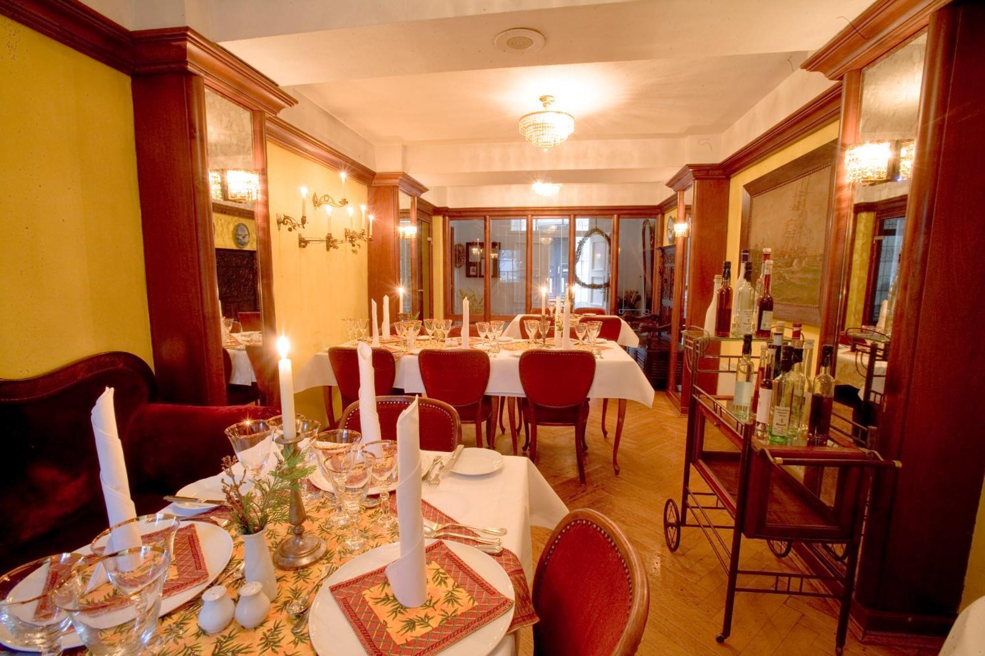 Hotel Reingard Вісмар Екстер'єр фото