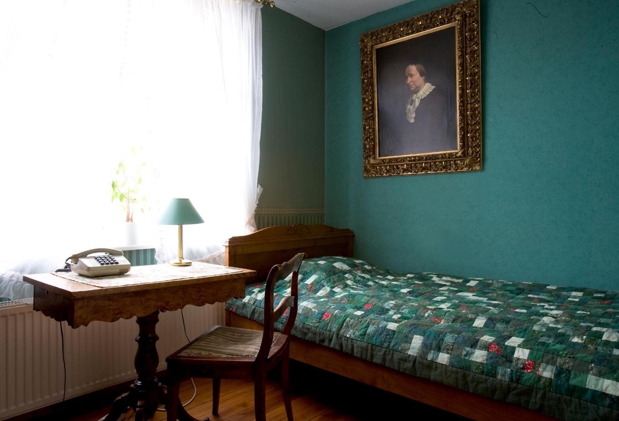 Hotel Reingard Вісмар Екстер'єр фото